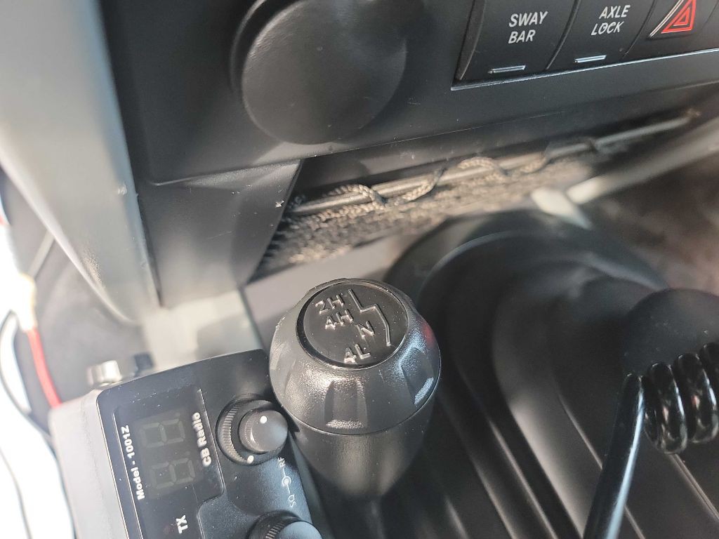 2009 Jeep Wrangler Image 12