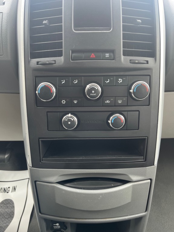2010 Dodge Grand Caravan Image 11