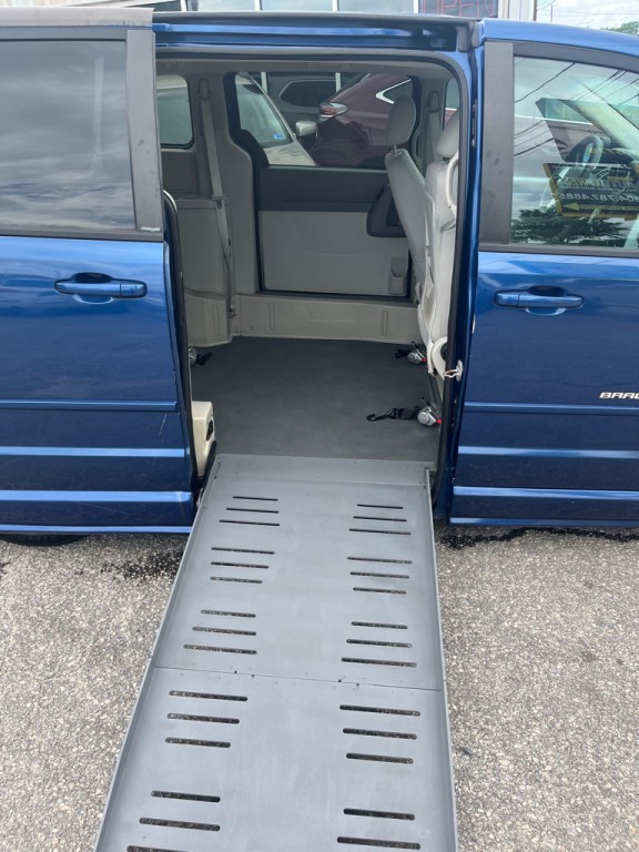 2010 Dodge Grand Caravan Image 14