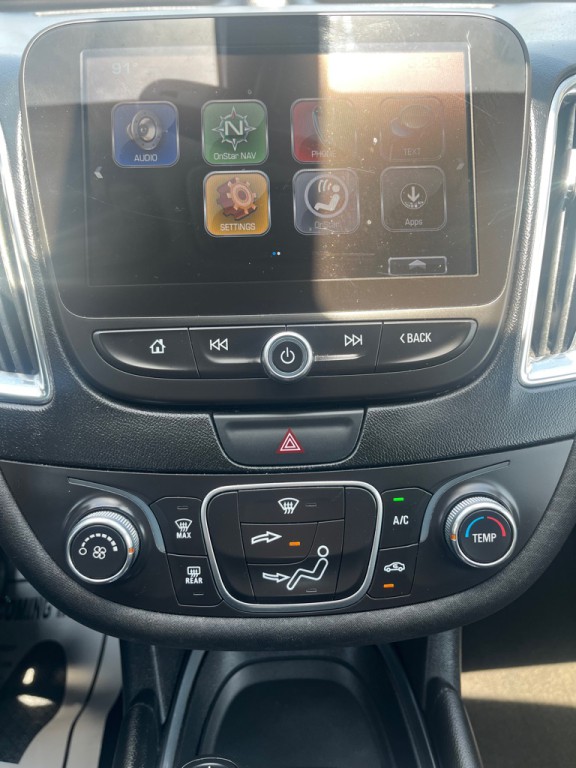 2018 Chevrolet Malibu Image 10