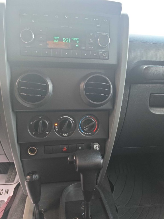 2008 Jeep Wrangler Image 18