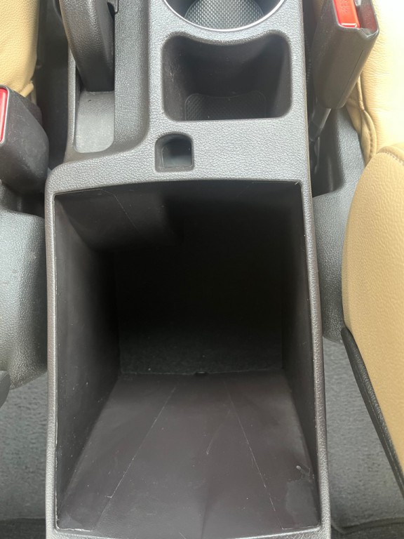 2013 Hyundai Elantra Image 12