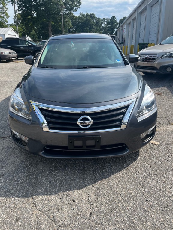 2013 Nissan Altima Image 2