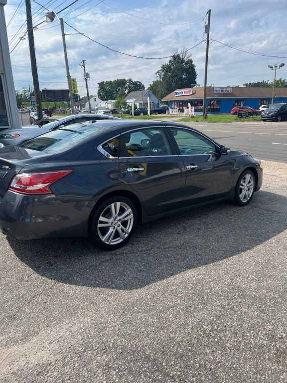 2013 Nissan Altima Image 3