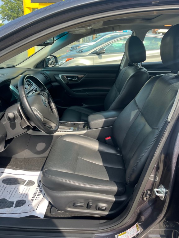 2013 Nissan Altima Image 8