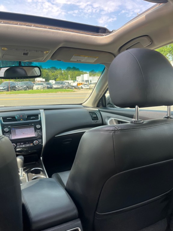 2013 Nissan Altima Image 17