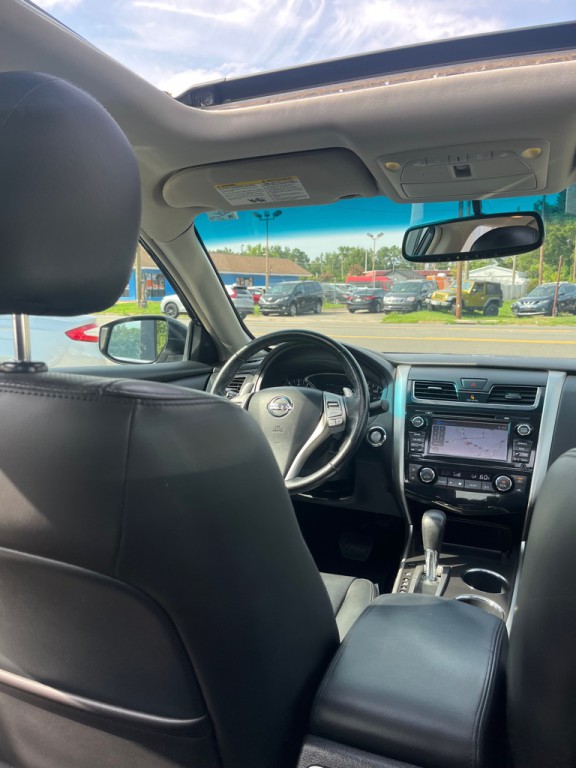 2013 Nissan Altima Image 18