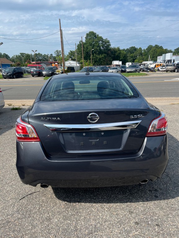 2013 Nissan Altima Image 22