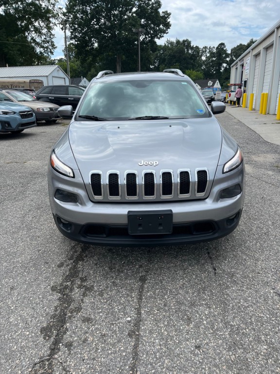 2016 Jeep Cherokee Image 2