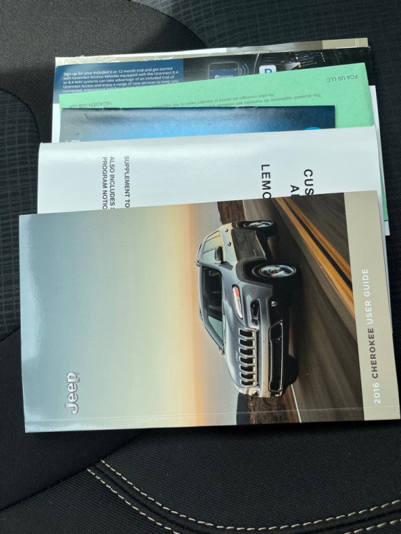 2016 Jeep Cherokee Image 15