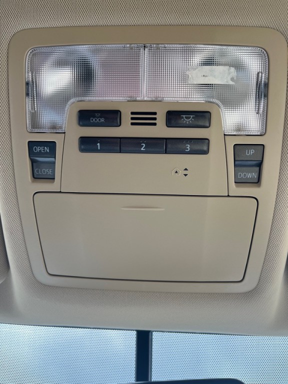2015 Toyota Highlander Image 15