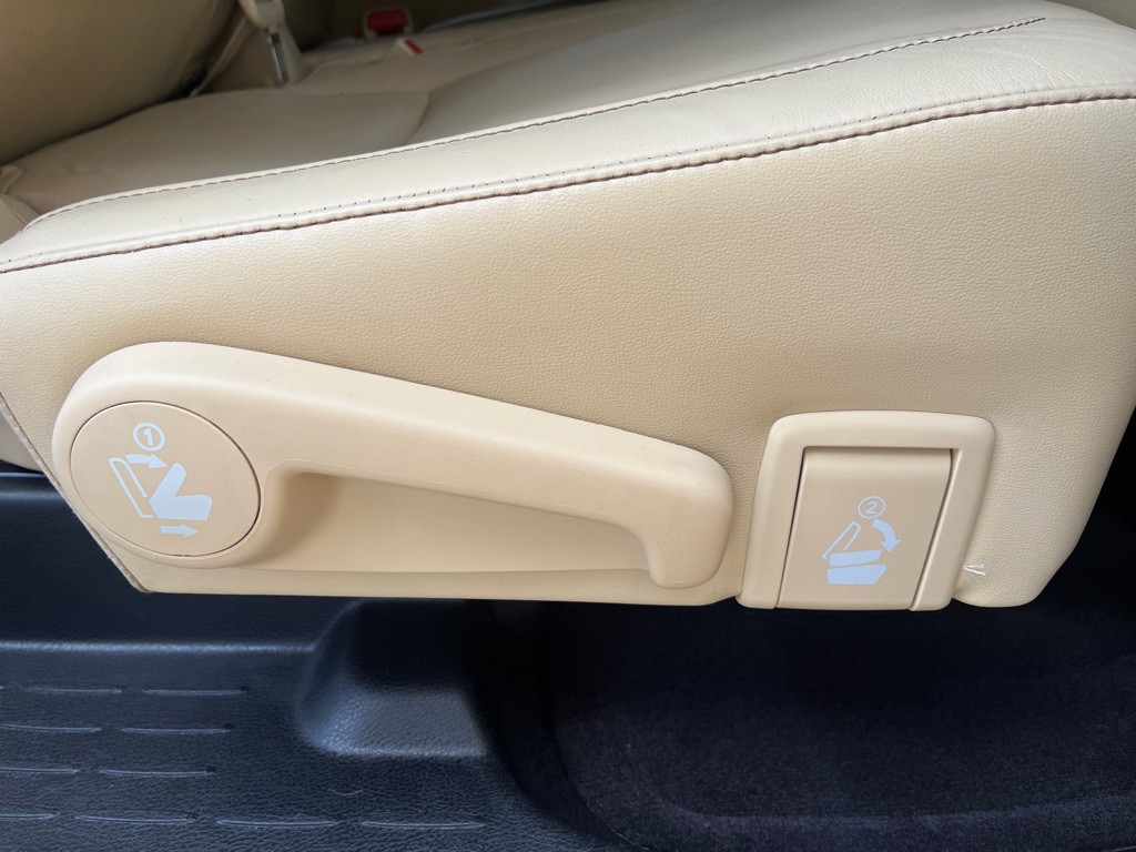 2015 Toyota Highlander Image 25