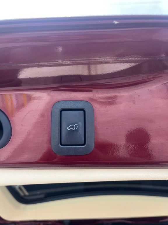 2015 Toyota Highlander Image 28