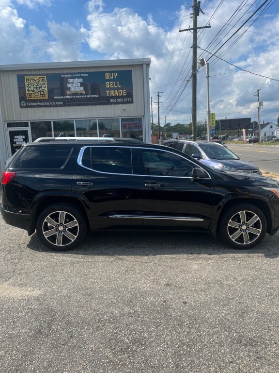 2017 GMC Acadia Image 1