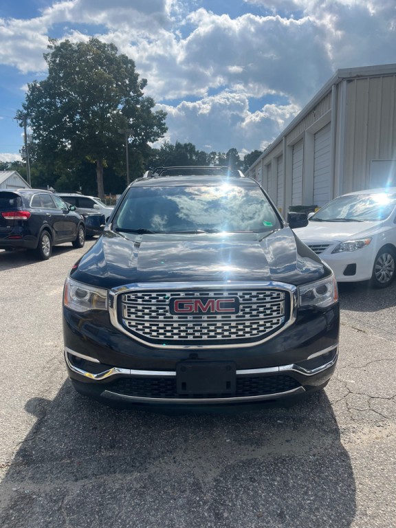 2017 GMC Acadia Image 3