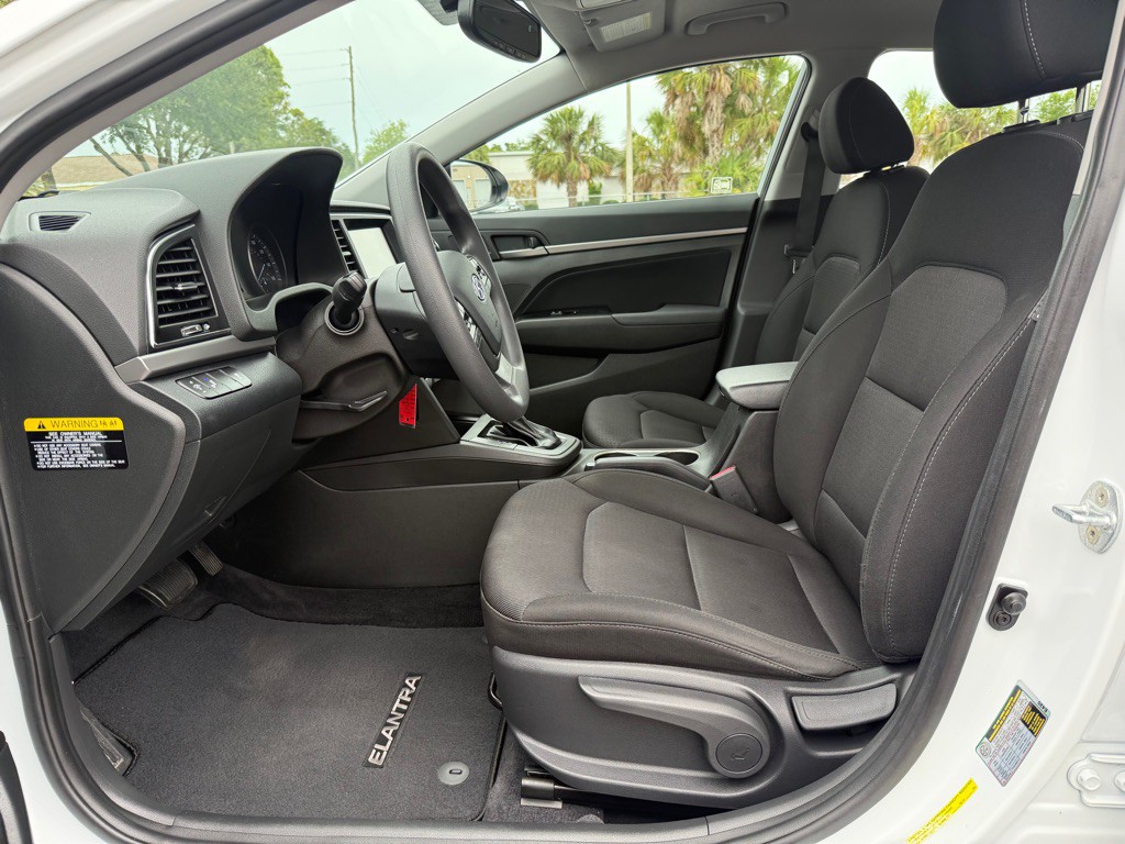 2018 Hyundai Elantra Image 6