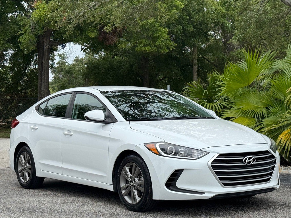 2018 Hyundai Elantra Image 24