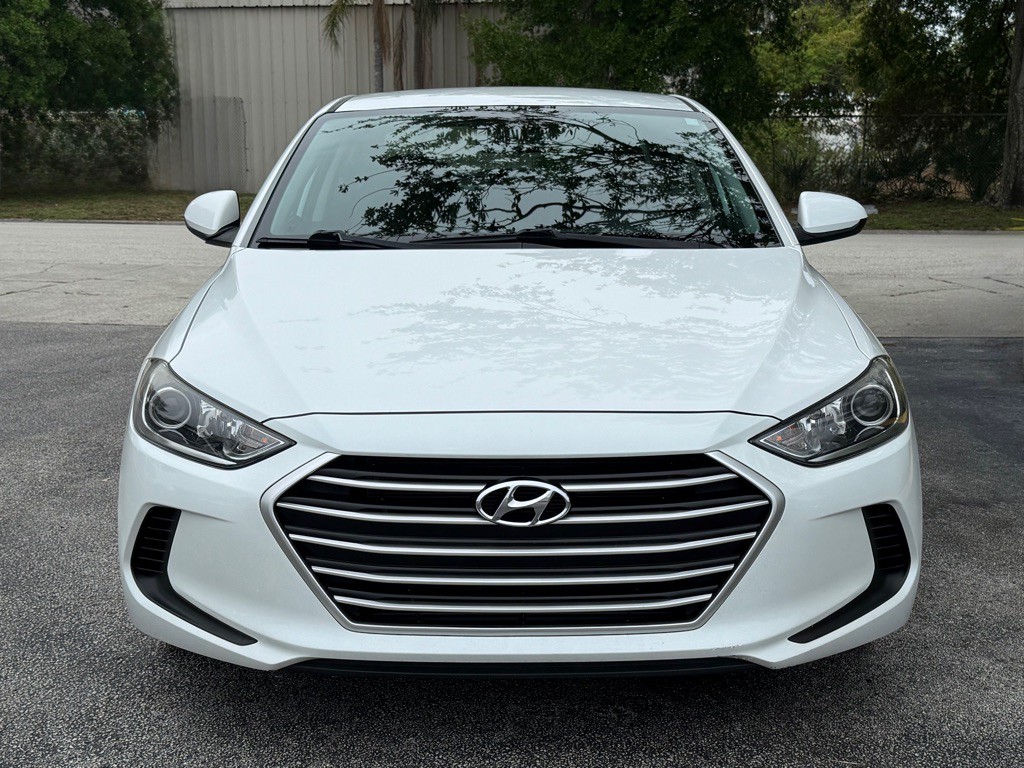 2018 Hyundai Elantra Image 25