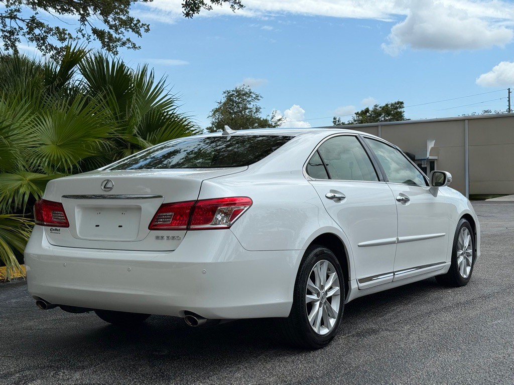 2012 Lexus ES 350 Image 3