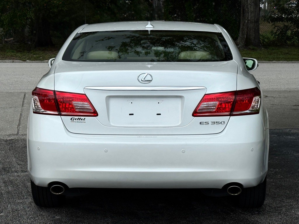 2012 Lexus ES 350 Image 13