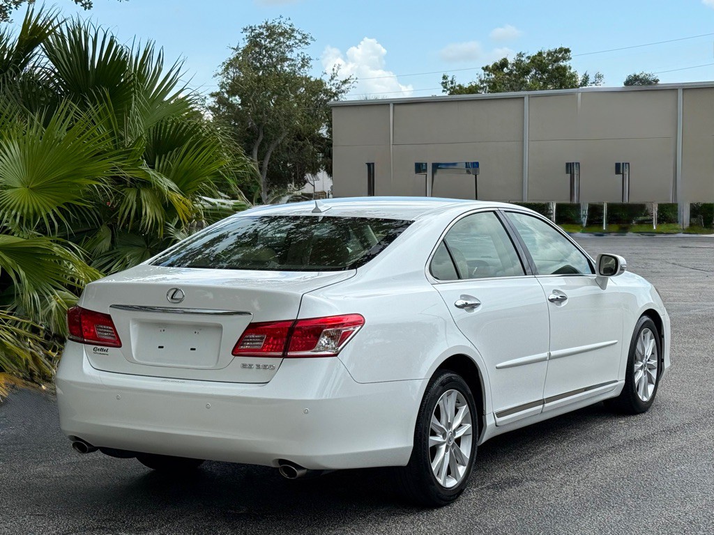 2012 Lexus ES 350 Image 15