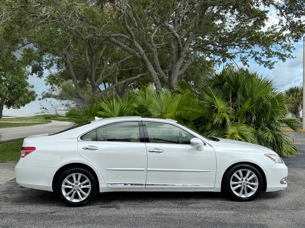2012 Lexus ES 350 Image 18