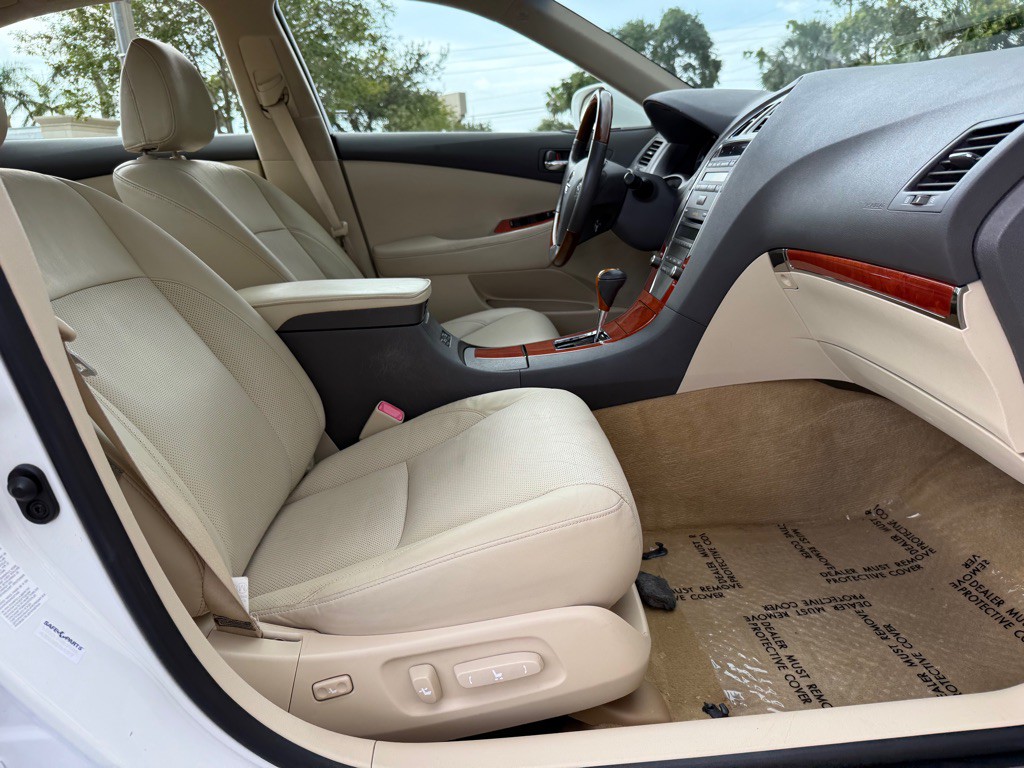 2012 Lexus ES 350 Image 20