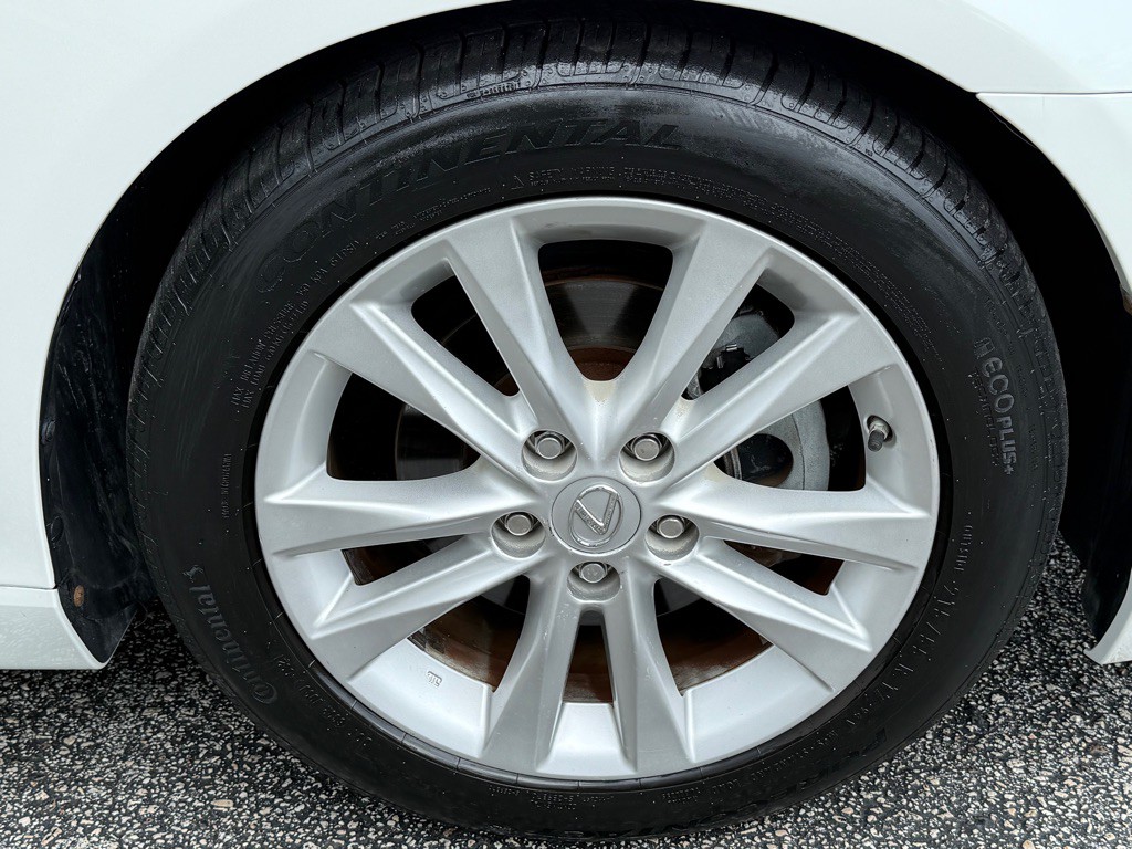 2012 Lexus ES 350 Image 26
