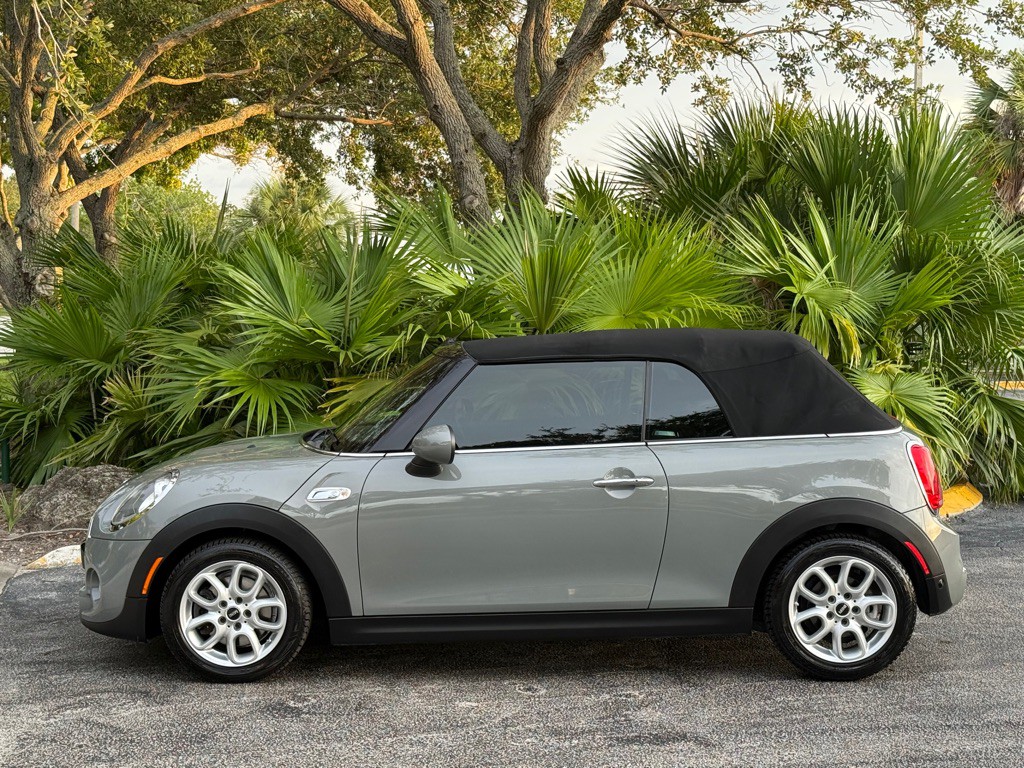 2016 MINI Cooper Image 6