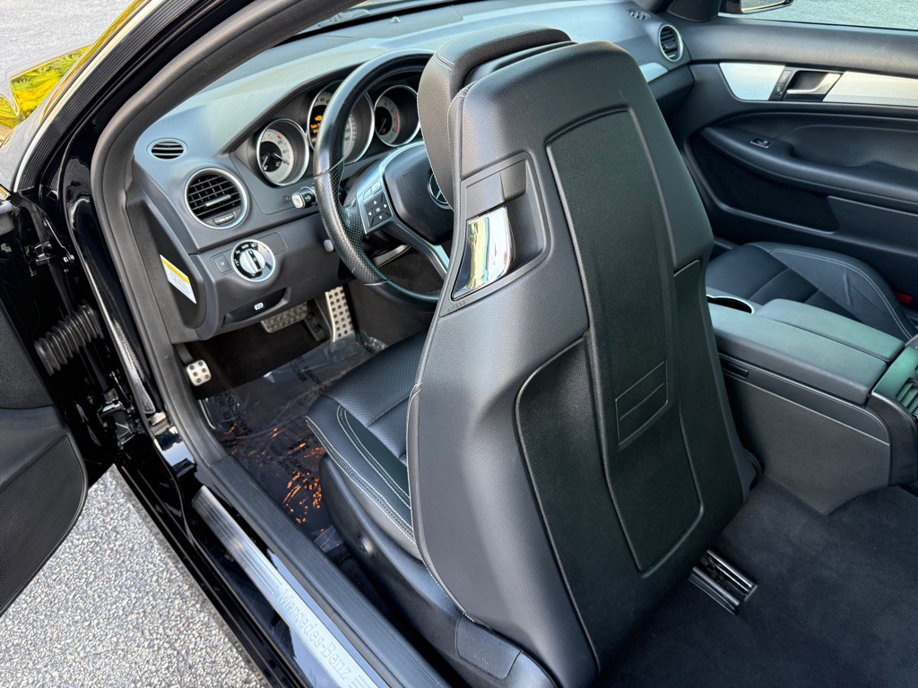 2013 Mercedes-Benz C-Class Image 7
