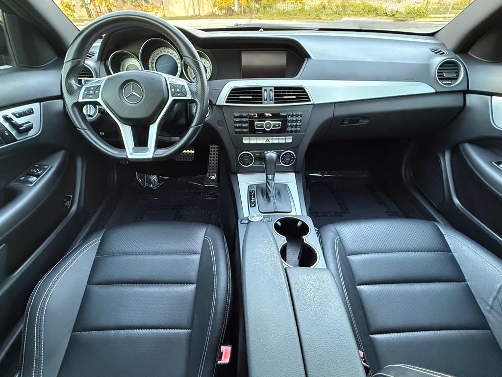 2013 Mercedes-Benz C-Class Image 9