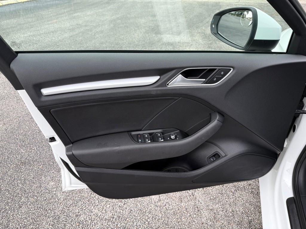 2016 Audi A3 Image 5