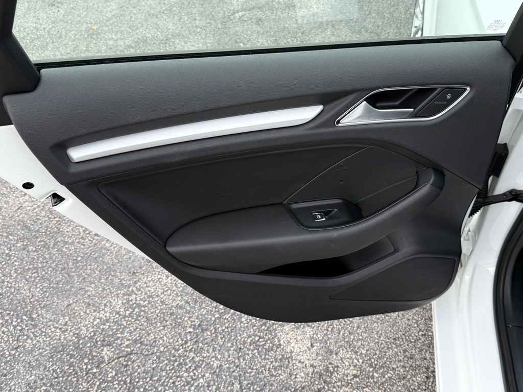 2016 Audi A3 Image 14