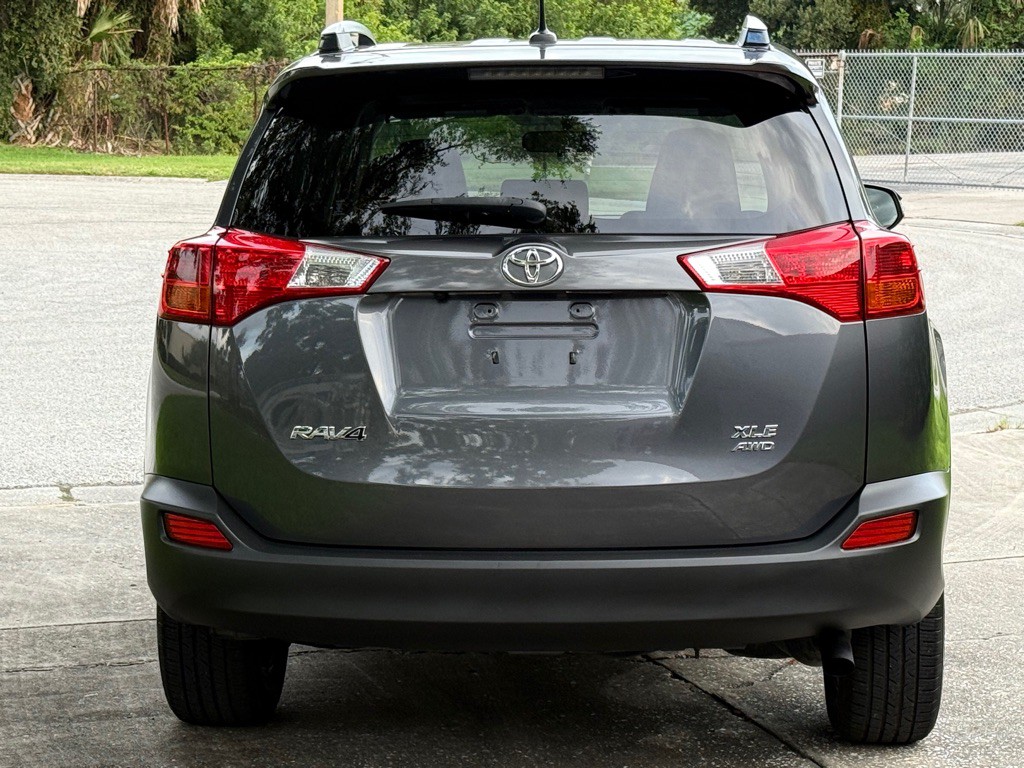 2015 Toyota Rav4 Image 14
