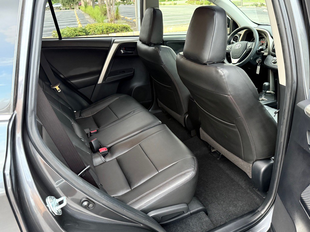 2015 Toyota Rav4 Image 20
