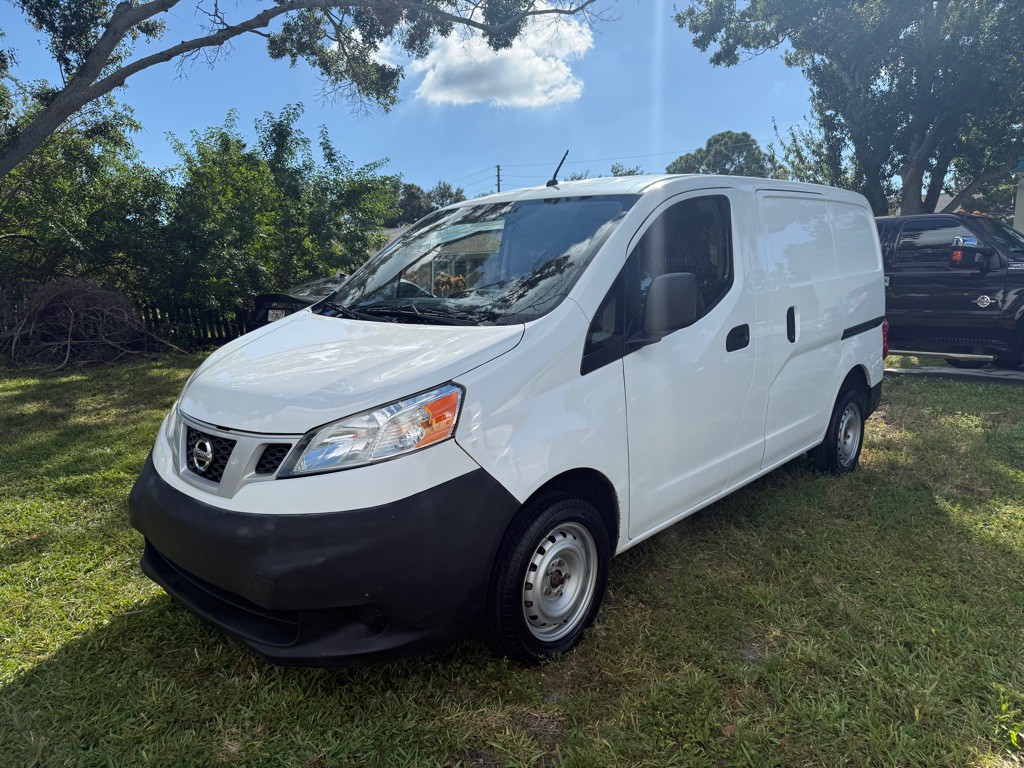2016 Nissan NV200 Image 1