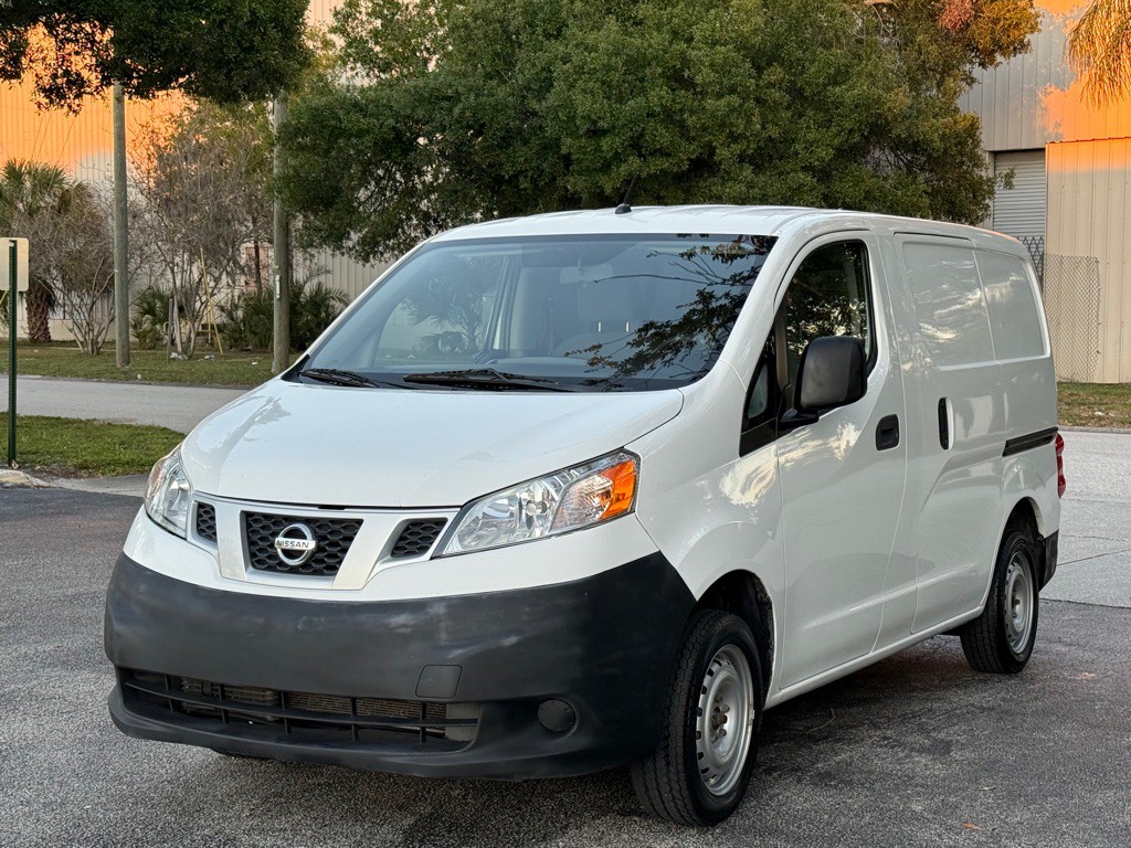 2016 Nissan NV200 Image 4
