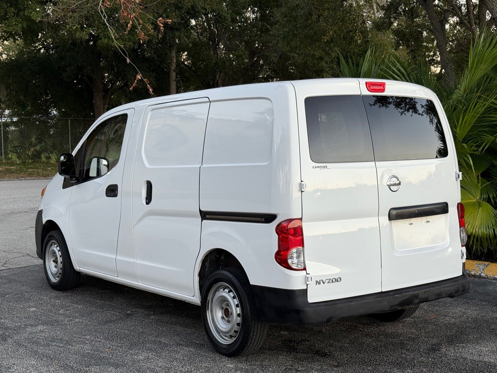 2016 Nissan NV200 Image 10
