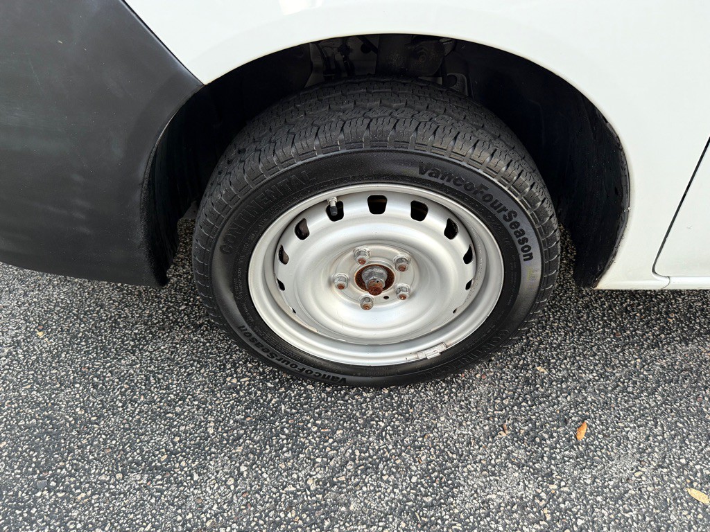 2016 Nissan NV200 Image 19
