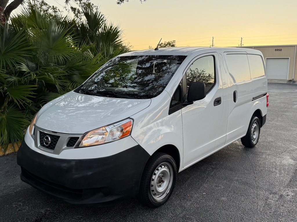 2016 Nissan NV200 Image 23
