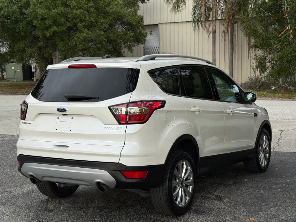 2017 Ford Escape Image 3