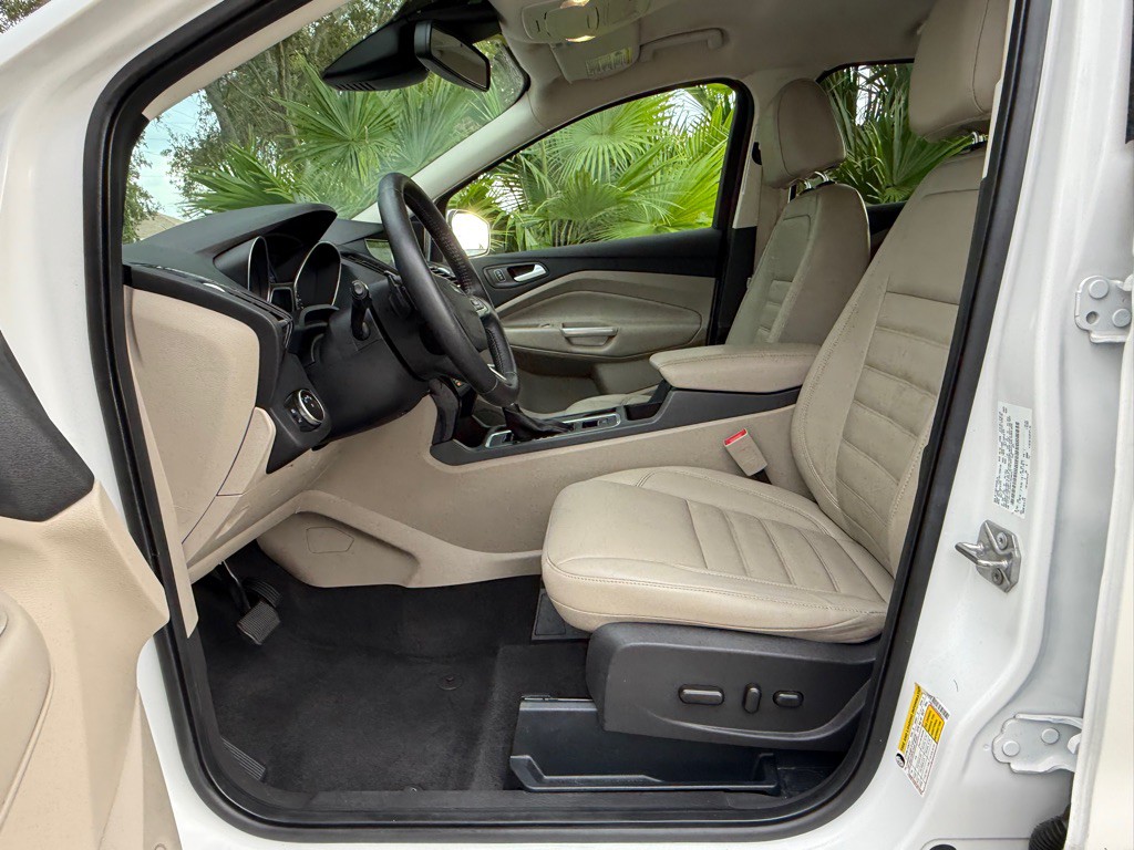 2017 Ford Escape Image 6