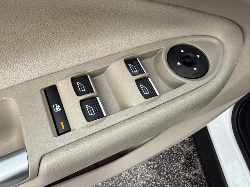 2017 Ford Escape Image 12