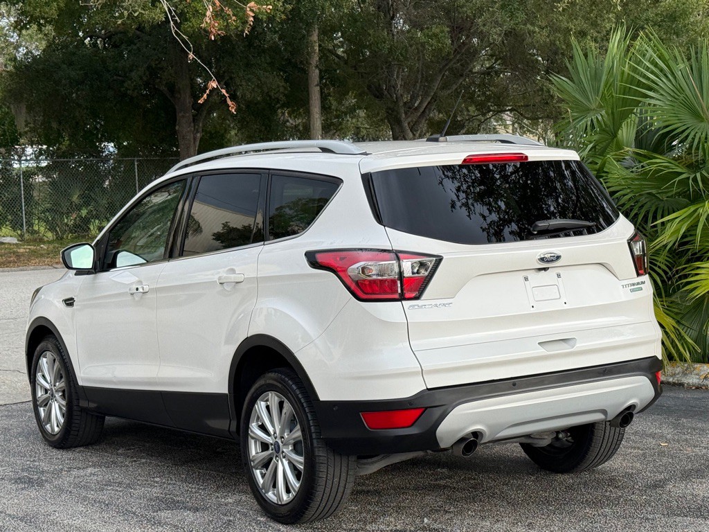 2017 Ford Escape Image 14