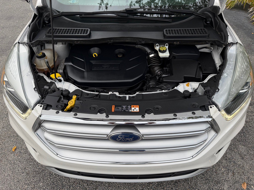 2017 Ford Escape Image 43