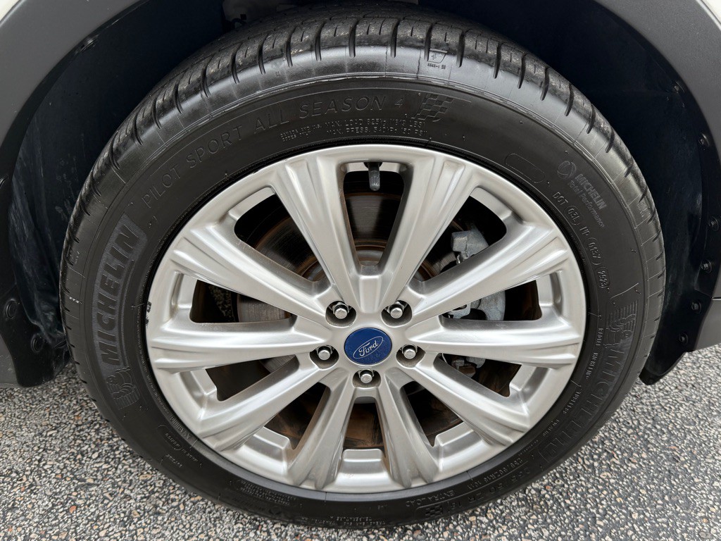 2017 Ford Escape Image 49