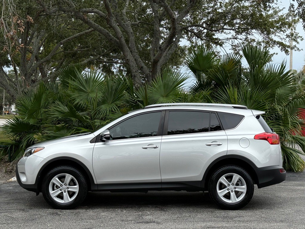 2013 Toyota Rav4 Image 4