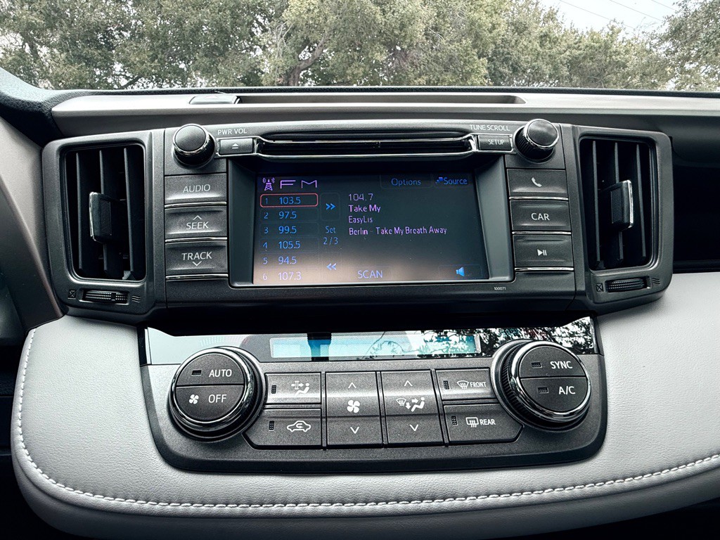 2013 Toyota Rav4 Image 9