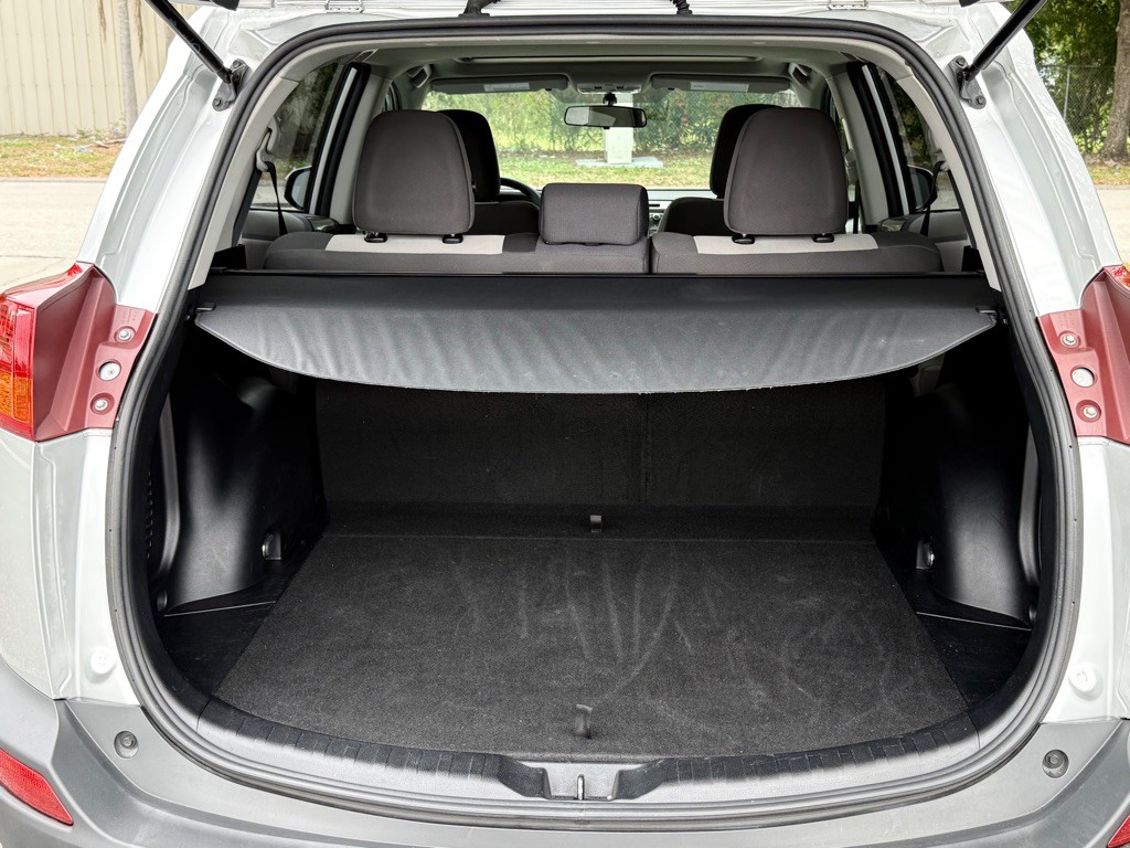 2013 Toyota Rav4 Image 16