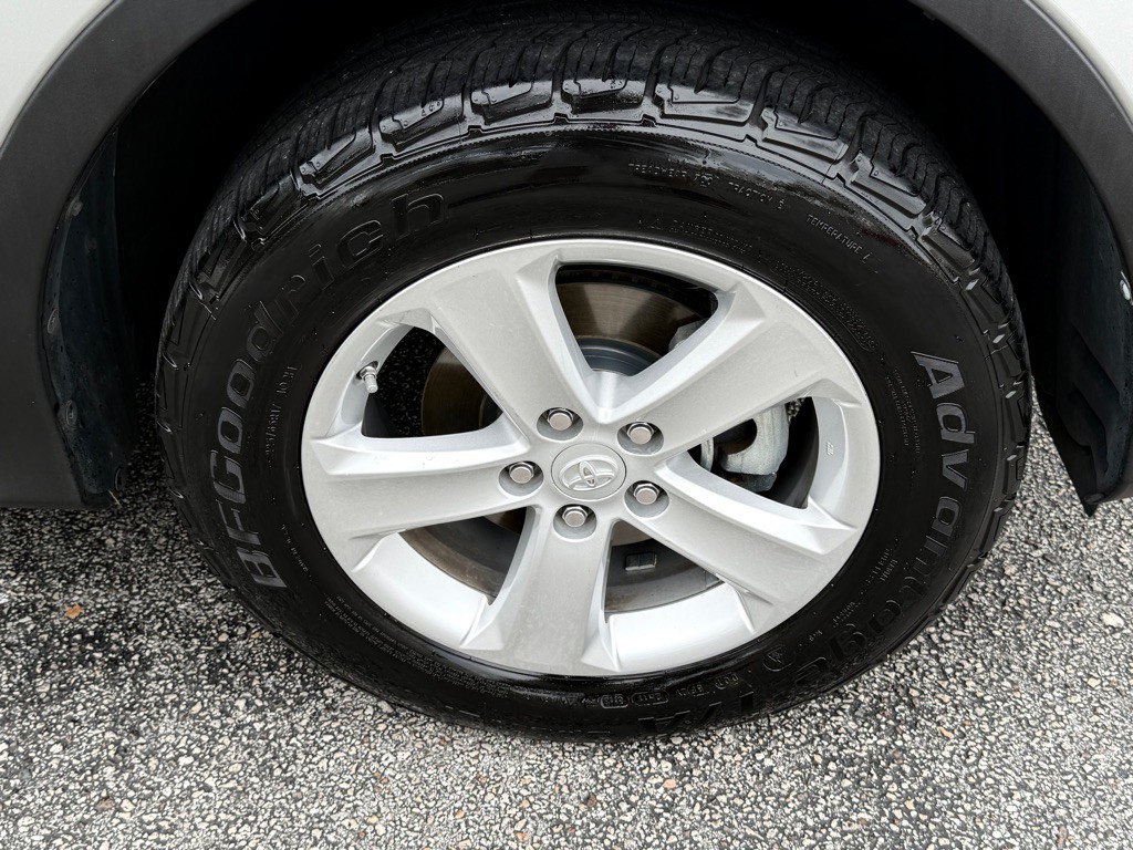 2013 Toyota Rav4 Image 30